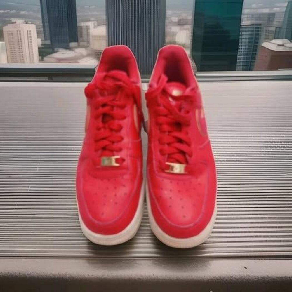 Nike AF1 “Red Gold Swoosh” Low Womens 7 M Leather Nike Air Gold Tone Embelish